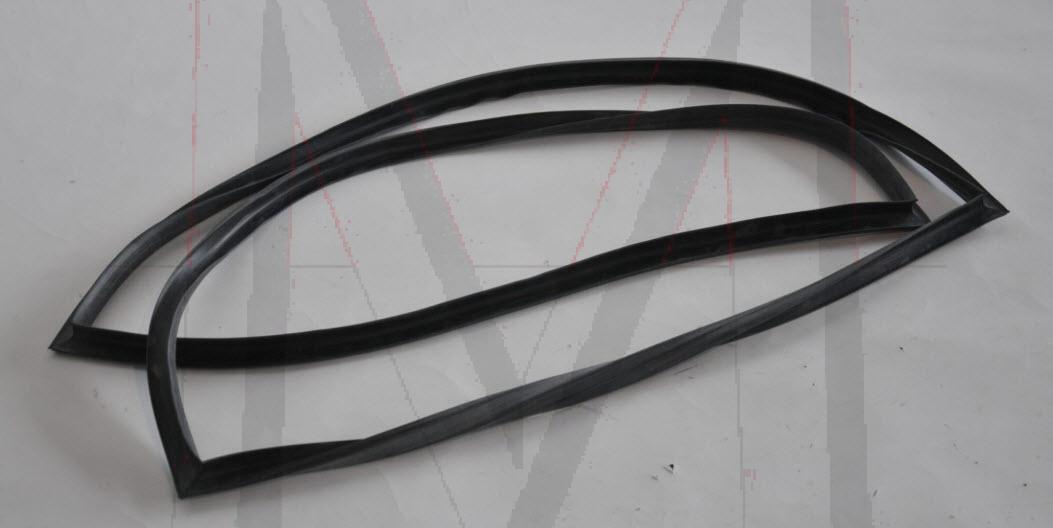 TRUNK SEAL RUBBER